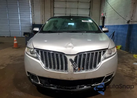 2013 Lincoln Mkx z USA, uszkodzony, nr VIN 2LMDJ8JK4DBL07026
